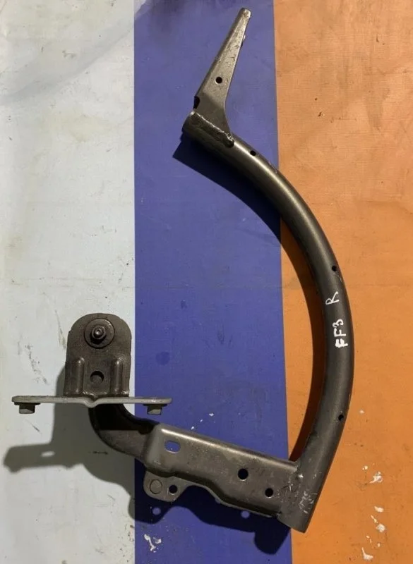 Петля Ford Focus 3 2011-2019 1793301, задняя правая