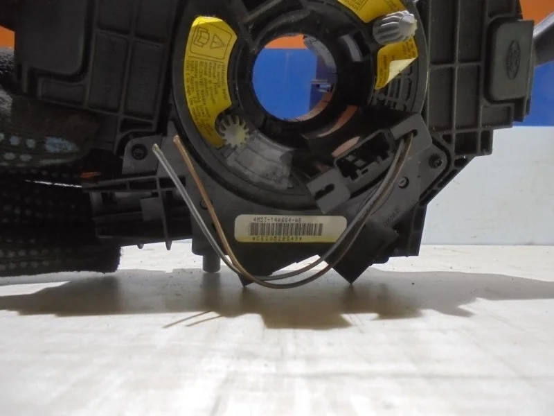 Шлейф подрулевой Ford C-Max 1763646