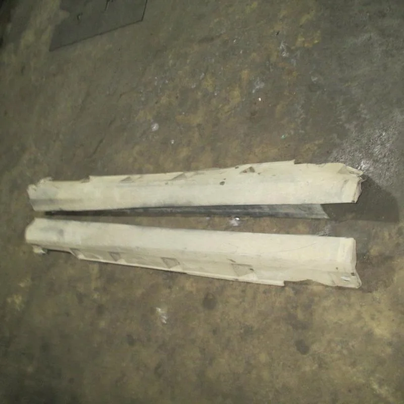 Накладка порога наружная Ford 1747488, правая