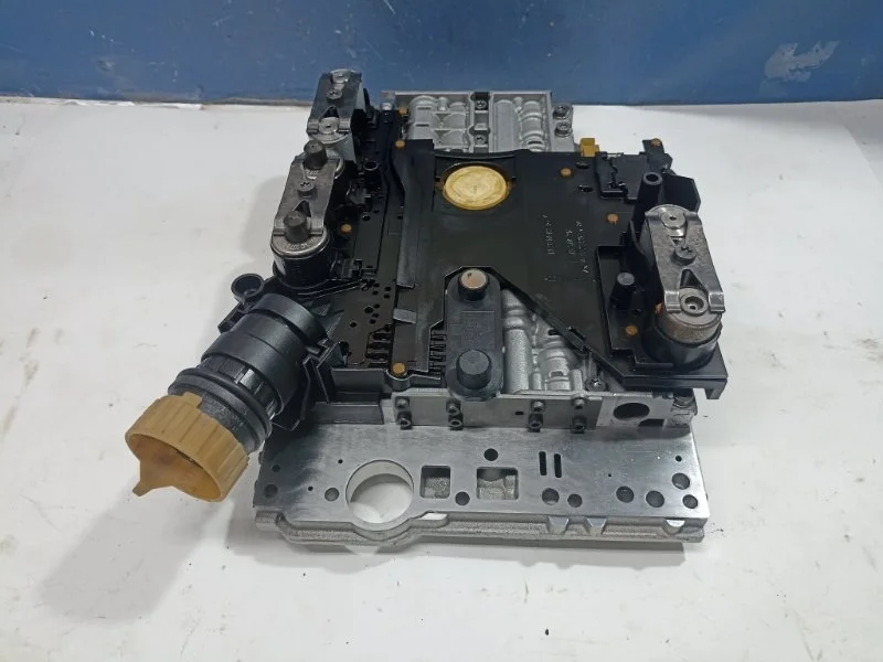 Гидроблок АКПП Mercedes-Benz C-Class 2007-2015 A1402700761 W204