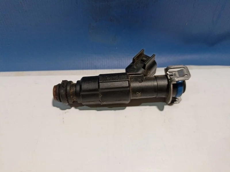 Форсунка топливная Ford Mondeo 3 2000-2007 1149958