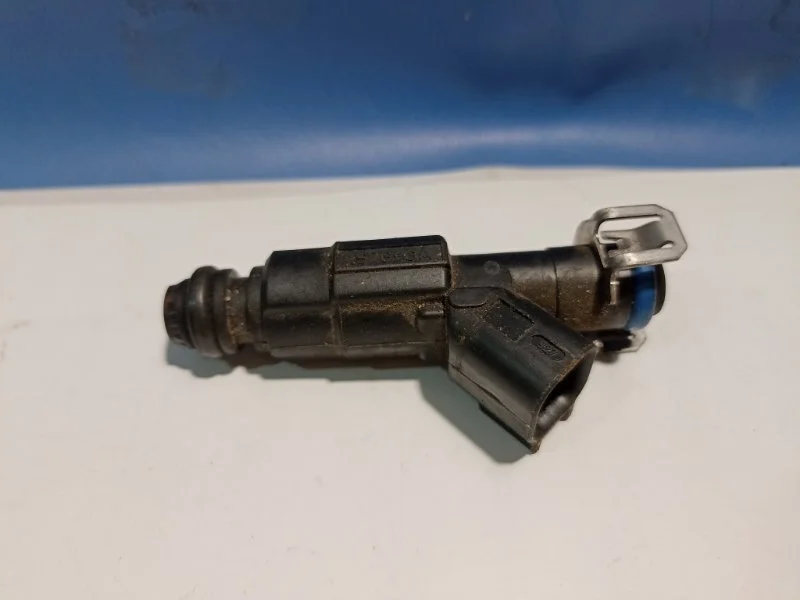 Форсунка топливная Ford Mondeo 3 2000-2007 1149958