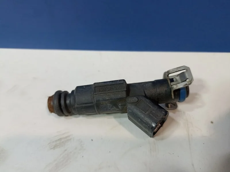 Форсунка топливная Ford C-Max 1149958