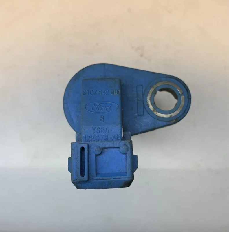 Датчик распредвала Ford Focus 2 2005-2011 1111037