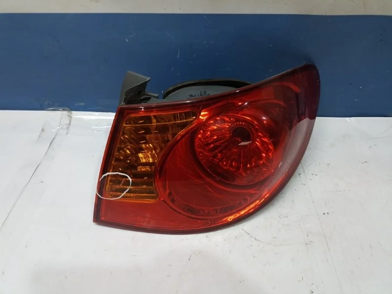 Фонарь наружный Hyundai Elantra HD 2006 - 2011 924022H010, правый