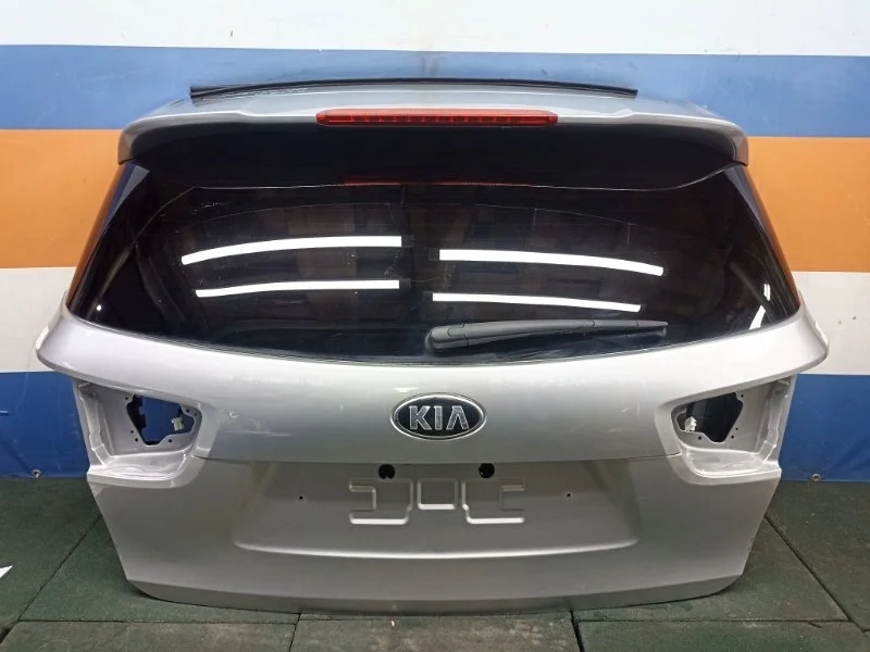 Дверь багажника Kia Sorento Prime 2017 73700C5011 UM 2.4 G4KJ, задняя