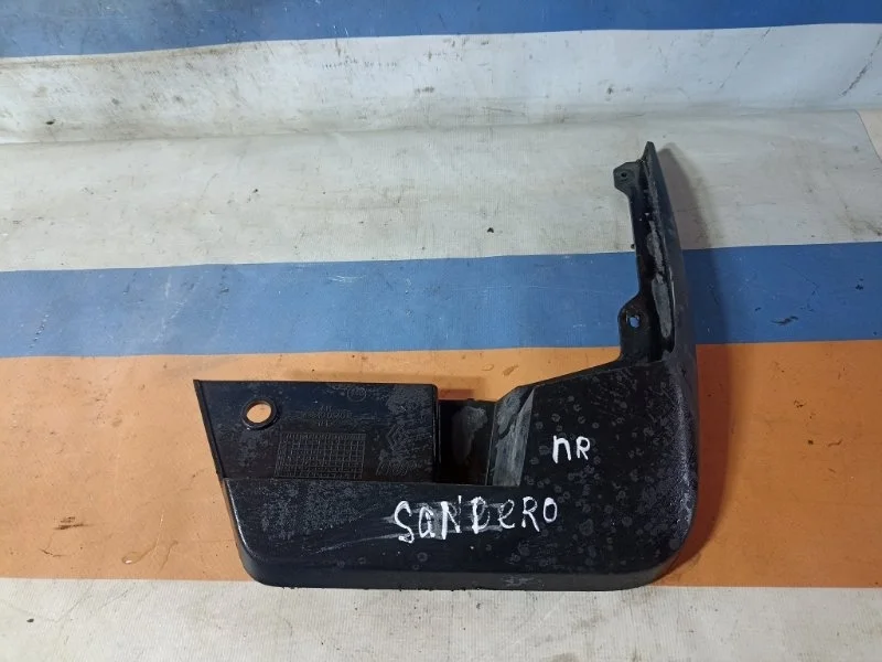 Брызговик Renault Sandero 2 2020 638400560R 1.6 K7M812, передний правый