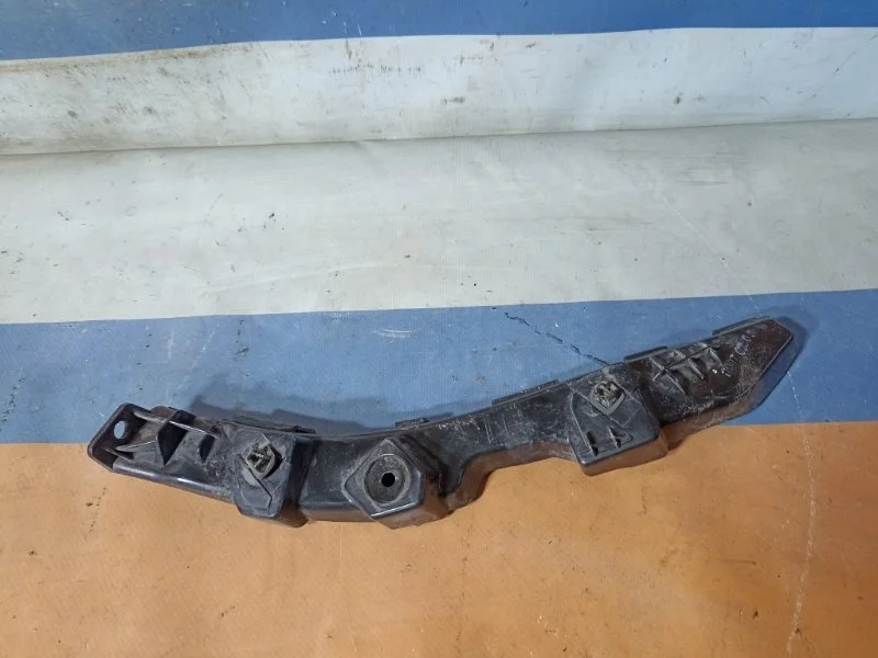 Кронштейн бампера KIA CEED 1 2007 866131H000 ED 1.6 G4FC, задний левый