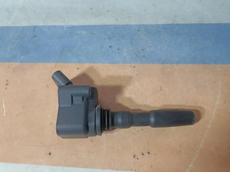 Катушка зажигания Volkswagen Polo 2017 04E905110K СЕДАН 1.6 CWVA