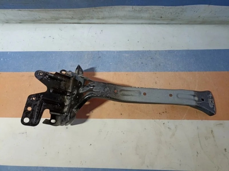 Кронштейн замка капота PORSCHE Cayenne 2007 95550579901 955 4.8 M48.01