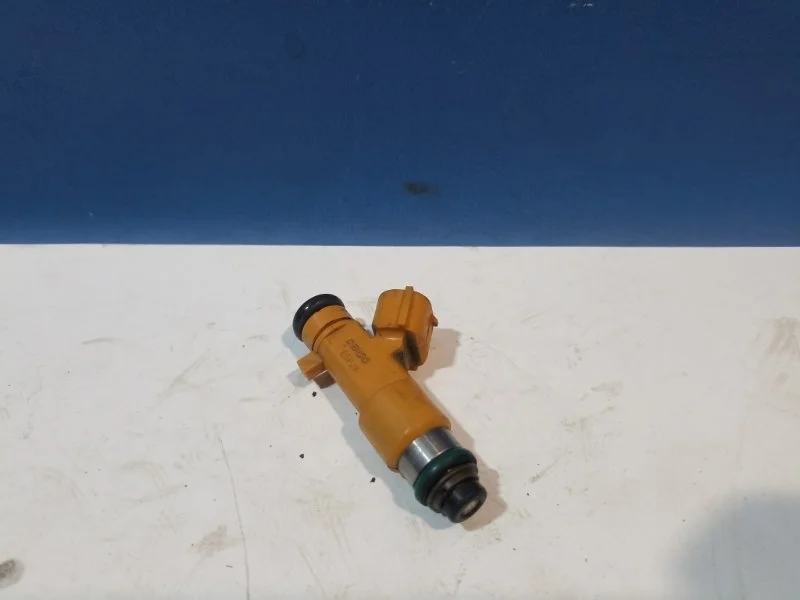 Форсунка топливная Infiniti M37 16600EY00A 3.5 VQ35HR