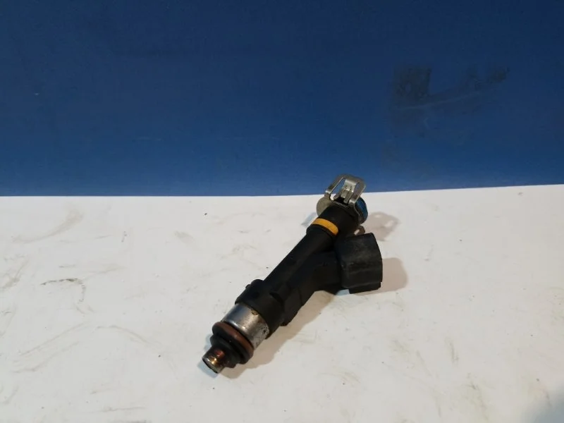 Форсунка топливная Mazda Mazda 6 L3G513250 GH 2.0 LF17