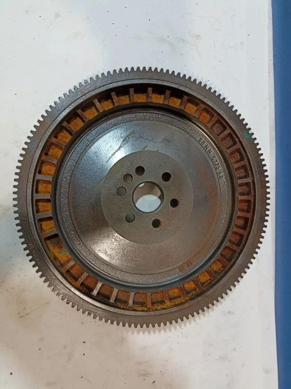 Маховик МКПП Ford Focus 2 2004-2011 98ММ6375AD