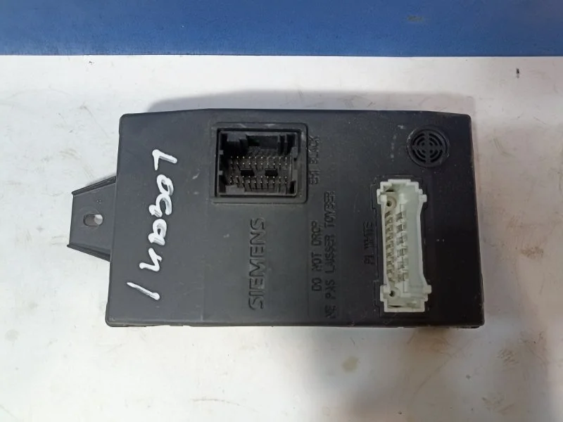 Блок комфорта Renault Logan 1 2007 8200564718 СЕДАН 1.4 K7J710