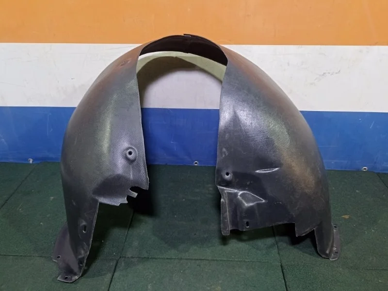 Подкрылок Audi A4 2007 STAU26016LA2, передний левый