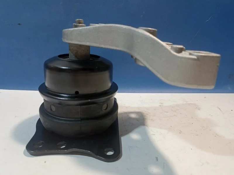 Подушка ДВС Volkswagen Polo Sedan 2011-2020 2017 6R0199167AC CFN, правая