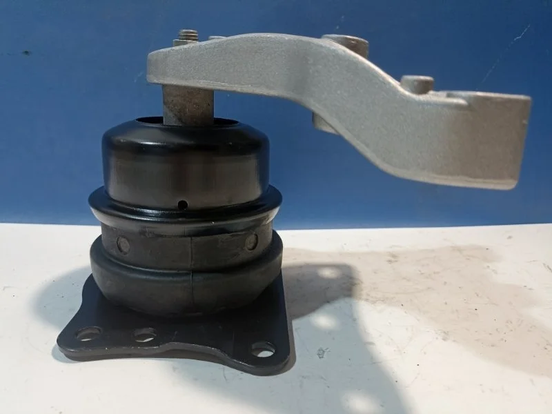 Подушка ДВС Volkswagen Polo Sedan 2011-2020 2017 6R0199167AC CFN, правая