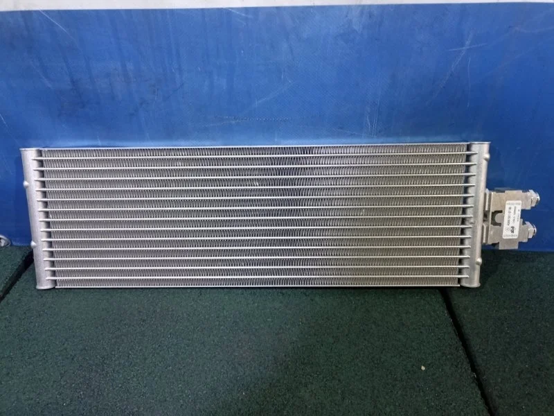 Радиатор АКПП Mercedes-Benz CLS 63 AMG A2125000600 C218 M157