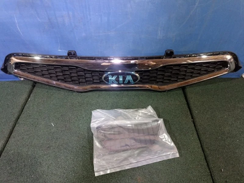 Решетка радиатора Kia Picanto 2 2015 863501Y001