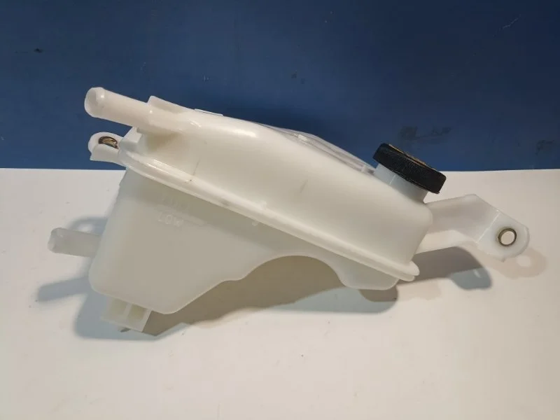 Бачок расширительный Toyota Corolla 2006 - 2013 STTY291020 E150