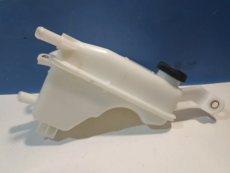 Бачок расширительный Toyota Corolla 2006 - 2013 STTY291020 E150