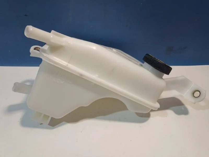 Бачок расширительный Toyota Corolla 2006 - 2013 STTY291020 E150
