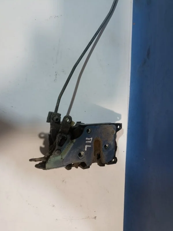 Замок двери Chevrolet Aveo 1 2007 96272638 T200 1.2 B12S1, передний левый