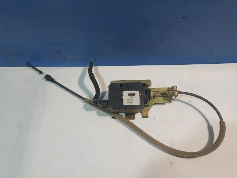 Актуатор лючка бензобака Land Rover Discovery 3 2007 FSG500013