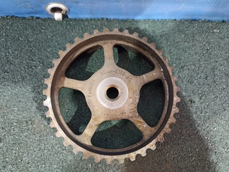 Шестерня распредвала Ford Focus 2 2004-2011 98MM6256AC