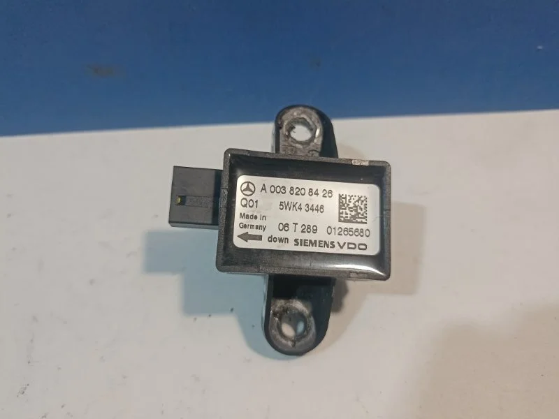 Датчик Airbag Mercedes-Benz Ml164 63 Amg 2006 A0038208426 6.2 156.980