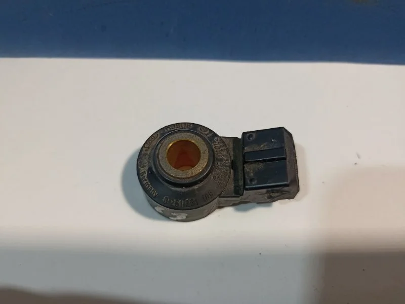 Датчик детонации MERCEDES-BENZ ML164 63 AMG 2006 A0041539028 6.2 156.980