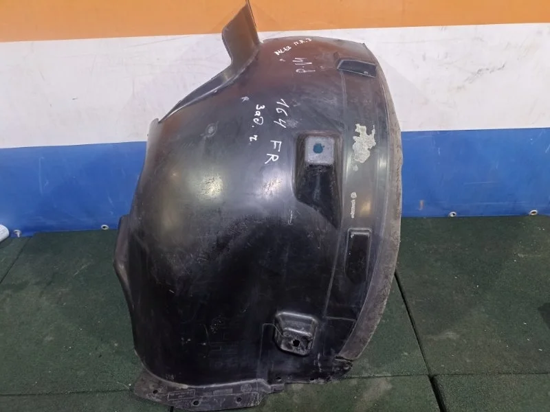 Подкрылок задняя часть MERCEDES-BENZ ML164 63 AMG 2006 A1648841022 6.2 156.980, передний правый