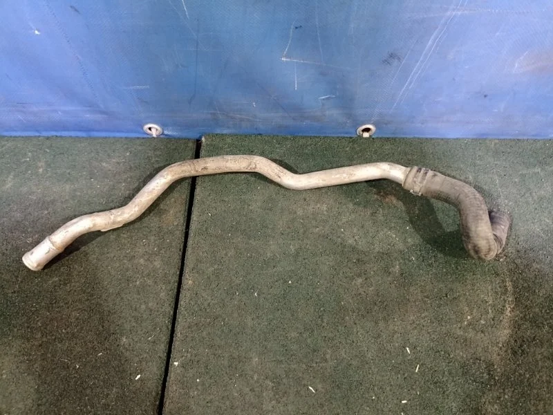 Патрубок системы охлаждения Audi Q7 2008 7L0819308A 7L 4.2 BAR