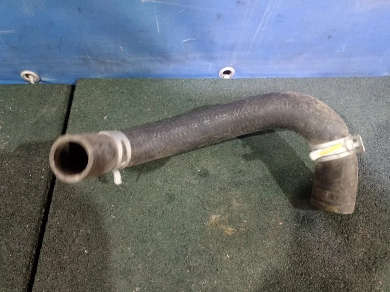 Патрубок радиатора KIA Rio 3 254121R000