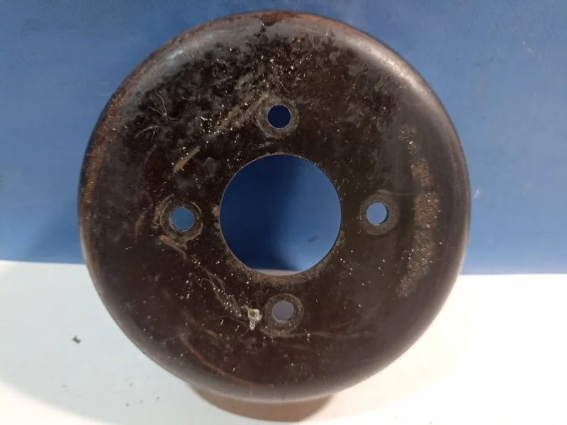 Шкив помпы Mercedes-Benz E210 1122020110 112911