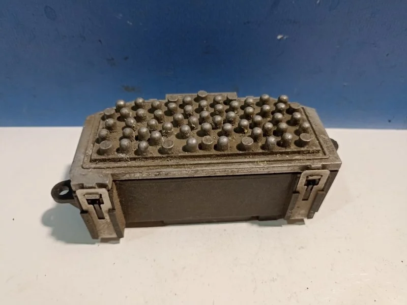 Реостат печки Audi Q5 2008-2017 8K0820521B 8R