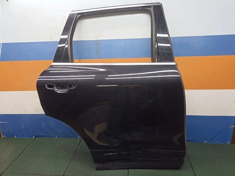 Дверь Porsche Cayenne 2014 95853301200GRV, задняя правая