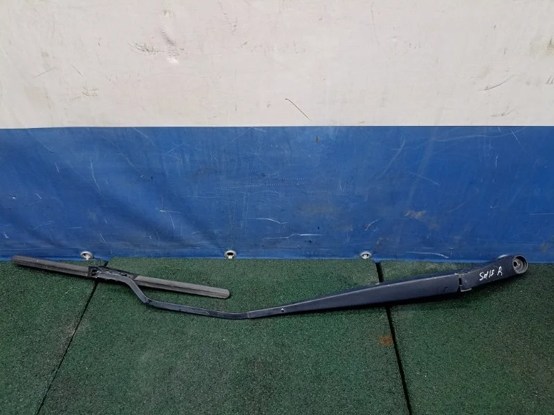 Поводок дворника Hyundai Solaris 1 2013 983201R000 RB 1.6 G4FC, правый