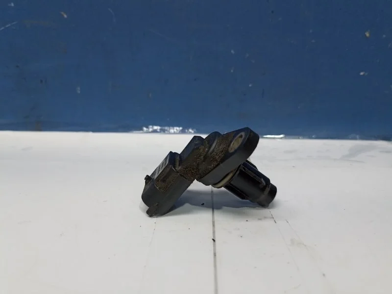 Датчик распредвала Hyundai Solaris 1 2013 393502B030 RB 1.6 G4FC