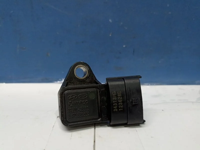 Датчик абсолютного давления Hyundai Solaris 1 2013 393002B000 RB 1.6 G4FC