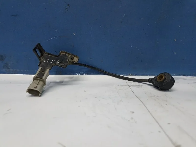 Датчик детонации Hyundai Solaris 1 2013 392502B000 RB 1.6 G4FC