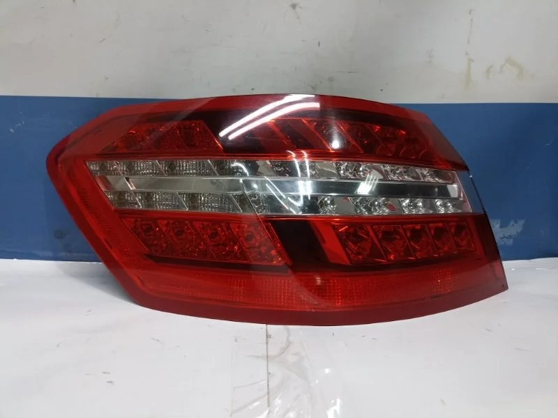Фонарь наружный Mercedes-Benz E-Class W212 2011 A2129060558 W212, задний левый