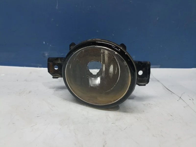 Фара ПТФ Nissan Almera 2005 261508990A N16 QG18DE, правая