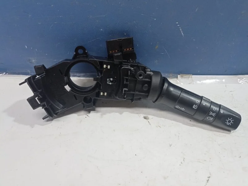 Подрулевой переключатель света Kia Rio 2016 934101R521 UB 1.6 G4FC