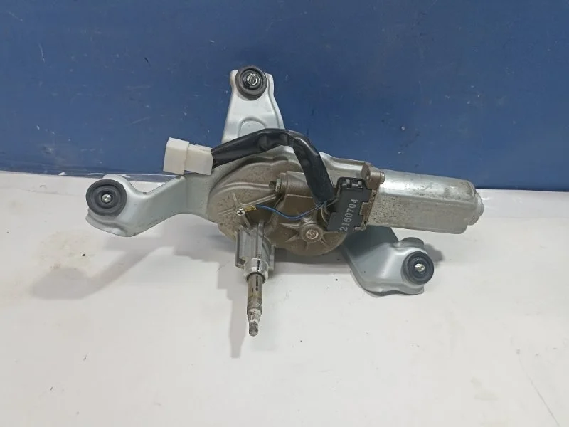 Моторчик двери багажника Kia Rio 2016 987004Y000 UB 1.6 G4FC, задний