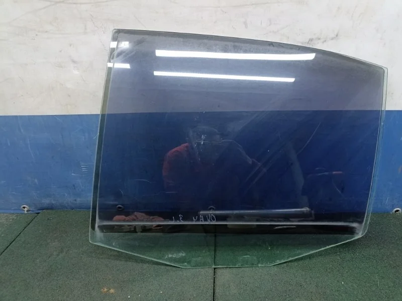 Стекло двери Skoda Octavia 2007 1U4845205A A4 1.4 BCA, заднее левое