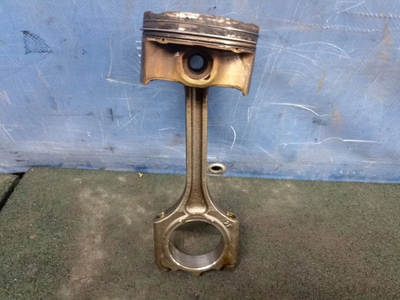 Поршень с шатуном Hyundai Tucson 3 2019 230412E000 TL 2.0 G4NA