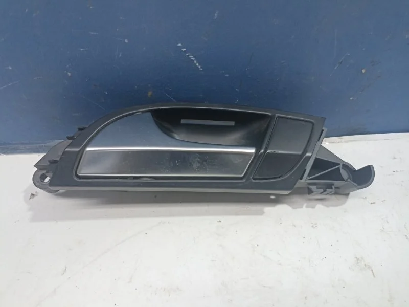 Ручка двери внутренняя Audi Q7 2005 - 2015 4L0837019 4L, задняя левая
