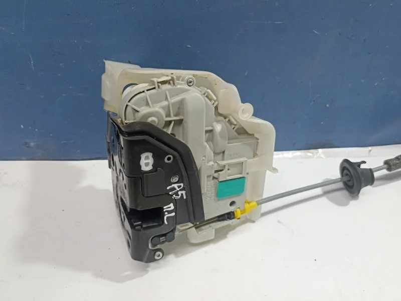 Замок двери Audi A5 2019 8X1837015C F53 2.0 CYMC, передний левый