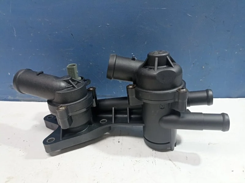 Корпус термостата Volkswagen Polo Sedan 2011-2020 03C121111AE 1.6 CFN